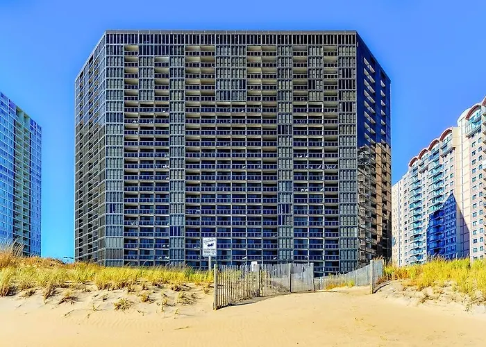 Golden Sands 713